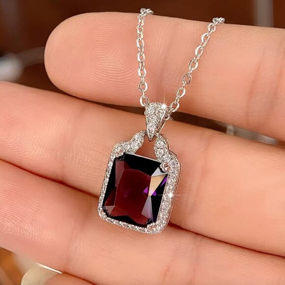 NEW 18k White Gold Purple Amethyst Diamond Pendant Necklace - Picture 4 of 5